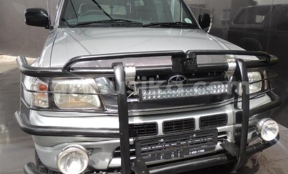 Acheter Occasion Voiture Toyota Hilux Gris à Beitbridge, Matabeleland South Acheter Occasion Voiture Toyota Hilux Gris à Beitbridge, Matabeleland South