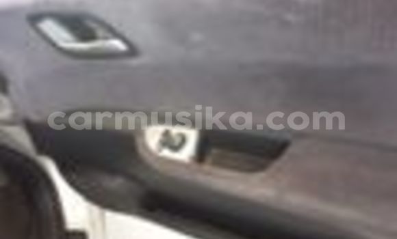 Acheter Occasion Voiture Honda FR-V Gris à Beitbridge, Matabeleland South Acheter Occasion Voiture Honda FR-V Gris à Beitbridge, Matabeleland South