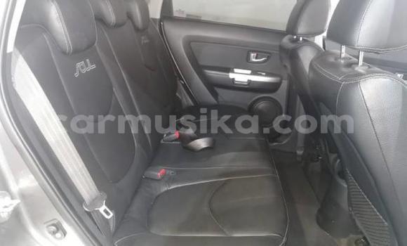 Acheter Occasion Voiture Kia Soul Beige à Beitbridge, Matabeleland South Acheter Occasion Voiture Kia Soul Beige à Beitbridge, Matabeleland South