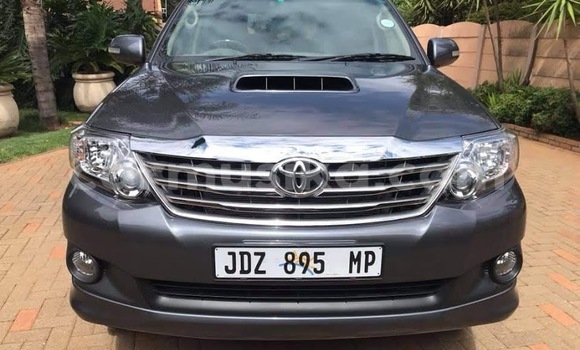 Tenga Tsaru Toyota Fortuner Zvimwe Mota in Beitbridge in Matabeleland South Tenga Tsaru Toyota Fortuner Zvimwe Mota in Beitbridge in Matabeleland South