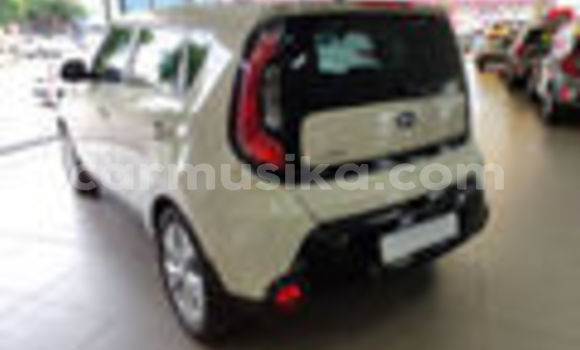 Acheter Occasion Voiture Kia Soul Blanc à Beitbridge, Matabeleland South Acheter Occasion Voiture Kia Soul Blanc à Beitbridge, Matabeleland South