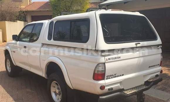 Tenga Tsaru Mitsubishi Colt Chena Mota in Beitbridge in Matabeleland South Tenga Tsaru Mitsubishi Colt Chena Mota in Beitbridge in Matabeleland South