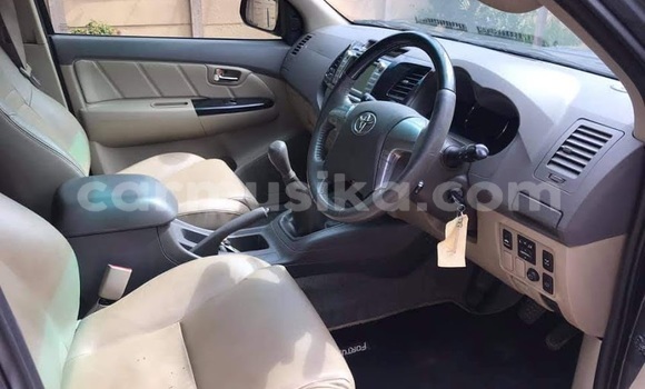 Tenga Tsaru Toyota Fortuner Zvimwe Mota in Beitbridge in Matabeleland South Tenga Tsaru Toyota Fortuner Zvimwe Mota in Beitbridge in Matabeleland South