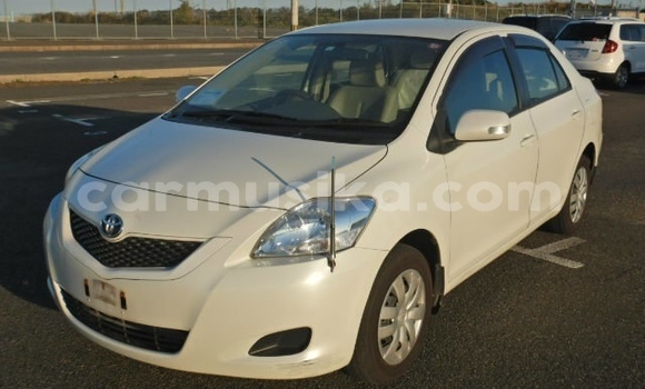 Acheter Occasion Voiture Toyota Belta Blanc à Beitbridge, Matabeleland South Acheter Occasion Voiture Toyota Belta Blanc à Beitbridge, Matabeleland South