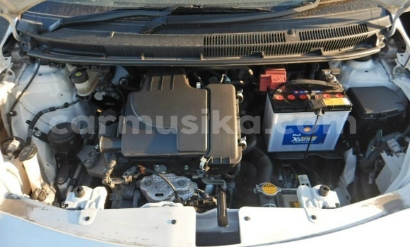 Acheter Occasion Voiture Toyota Belta Blanc à Beitbridge, Matabeleland South Acheter Occasion Voiture Toyota Belta Blanc à Beitbridge, Matabeleland South