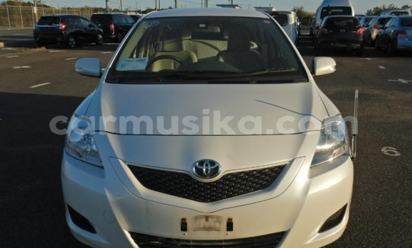 Acheter Occasion Voiture Toyota Belta Blanc à Beitbridge, Matabeleland South Acheter Occasion Voiture Toyota Belta Blanc à Beitbridge, Matabeleland South