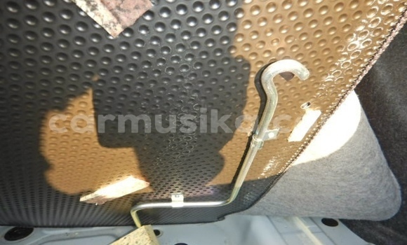 Acheter Occasion Voiture Toyota Belta Blanc à Beitbridge, Matabeleland South Acheter Occasion Voiture Toyota Belta Blanc à Beitbridge, Matabeleland South