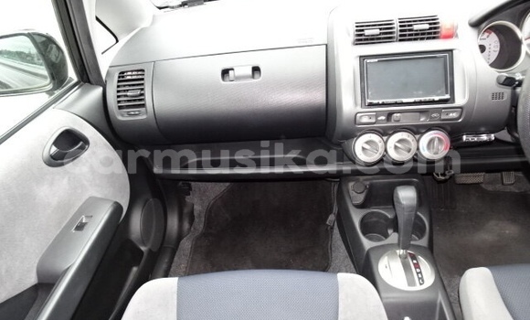 Tenga Tsaru Honda Fit Nhema Mota in Beitbridge in Matabeleland South Tenga Tsaru Honda Fit Nhema Mota in Beitbridge in Matabeleland South