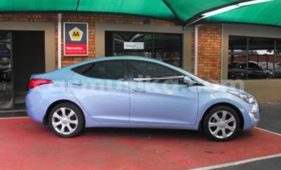 Tenga Tsaru Hyundai Elantra Bhuruu Mota in Beitbridge in Matabeleland South Tenga Tsaru Hyundai Elantra Bhuruu Mota in Beitbridge in Matabeleland South