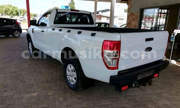 Buy Used Ford Ranger White Car in Beitbridge in Matabeleland South Buy Used Ford Ranger White Car in Beitbridge in Matabeleland South