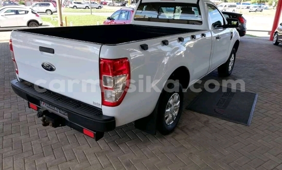 Buy Used Ford Ranger White Car in Beitbridge in Matabeleland South Buy Used Ford Ranger White Car in Beitbridge in Matabeleland South