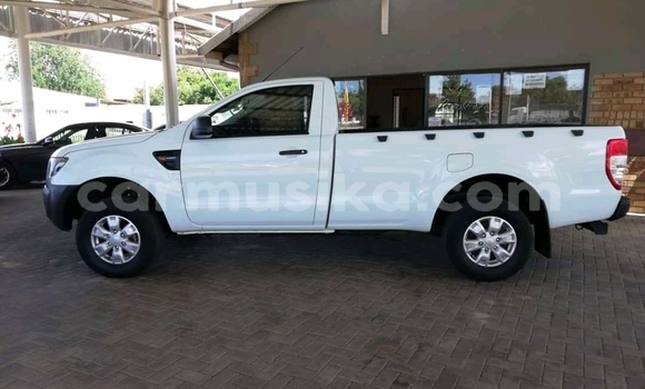 Buy Used Ford Ranger White Car in Beitbridge in Matabeleland South Buy Used Ford Ranger White Car in Beitbridge in Matabeleland South