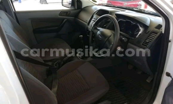 Buy Used Ford Ranger White Car in Beitbridge in Matabeleland South Buy Used Ford Ranger White Car in Beitbridge in Matabeleland South
