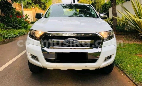 Buy Used Ford Ranger White Car in Beitbridge in Matabeleland South Buy Used Ford Ranger White Car in Beitbridge in Matabeleland South