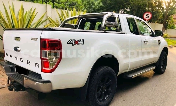 Buy Used Ford Ranger White Car in Beitbridge in Matabeleland South Buy Used Ford Ranger White Car in Beitbridge in Matabeleland South