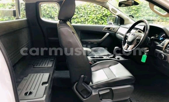 Buy Used Ford Ranger White Car in Beitbridge in Matabeleland South Buy Used Ford Ranger White Car in Beitbridge in Matabeleland South