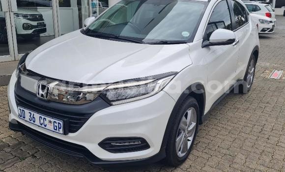 Buy Used Honda HR–V White Car in Beitbridge in Matabeleland South