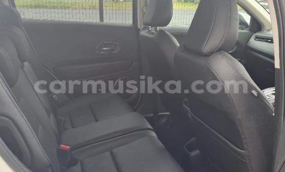 Acheter Occasion Voiture Honda HR–V Blanc à Beitbridge, Matabeleland South Acheter Occasion Voiture Honda HR–V Blanc à Beitbridge, Matabeleland South