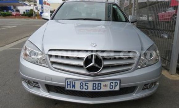Acheter Occasion Voiture Mercedes‒Benz C–Class Gris à Beitbridge, Matabeleland South Acheter Occasion Voiture Mercedes‒Benz C–Class Gris à Beitbridge, Matabeleland South