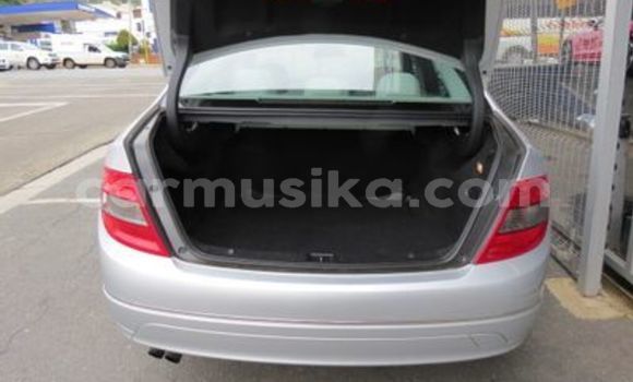Acheter Occasion Voiture Mercedes‒Benz C–Class Gris à Beitbridge, Matabeleland South Acheter Occasion Voiture Mercedes‒Benz C–Class Gris à Beitbridge, Matabeleland South