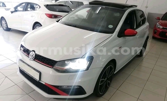Nunua Ilio tumika Volkswagen Polo GTI Nyeupe Gari ndani ya Beitbridge nchini Matabeleland Kusini Nunua Ilio tumika Volkswagen Polo GTI Nyeupe Gari ndani ya Beitbridge nchini Matabeleland Kusini