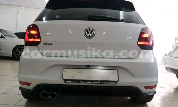 Nunua Ilio tumika Volkswagen Polo GTI Nyeupe Gari ndani ya Beitbridge nchini Matabeleland Kusini Nunua Ilio tumika Volkswagen Polo GTI Nyeupe Gari ndani ya Beitbridge nchini Matabeleland Kusini