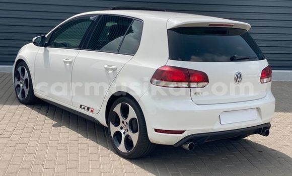 Acheter Occasion Voiture Volkswagen Golf GTI Blanc à Beitbridge, Matabeleland South Acheter Occasion Voiture Volkswagen Golf GTI Blanc à Beitbridge, Matabeleland South