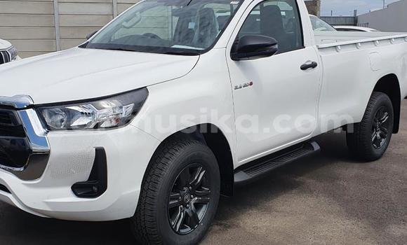 Acheter Occasion Voiture Toyota Hilux Blanc à Beitbridge, Matabeleland South Acheter Occasion Voiture Toyota Hilux Blanc à Beitbridge, Matabeleland South