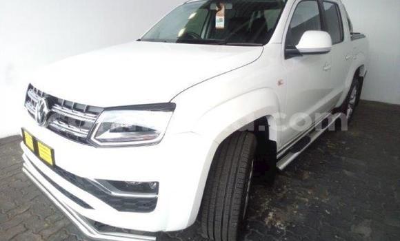 Nunua Ilio tumika Volkswagen Amarok Nyeupe Gari ndani ya Beitbridge nchini Matabeleland Kusini Nunua Ilio tumika Volkswagen Amarok Nyeupe Gari ndani ya Beitbridge nchini Matabeleland Kusini