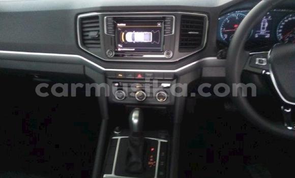 Nunua Ilio tumika Volkswagen Amarok Nyeupe Gari ndani ya Beitbridge nchini Matabeleland Kusini Nunua Ilio tumika Volkswagen Amarok Nyeupe Gari ndani ya Beitbridge nchini Matabeleland Kusini