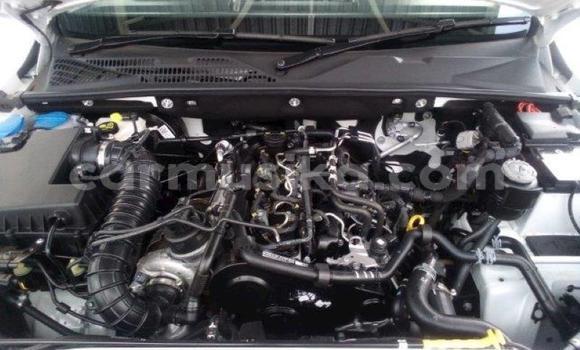 Nunua Ilio tumika Volkswagen Amarok Nyeupe Gari ndani ya Beitbridge nchini Matabeleland Kusini Nunua Ilio tumika Volkswagen Amarok Nyeupe Gari ndani ya Beitbridge nchini Matabeleland Kusini