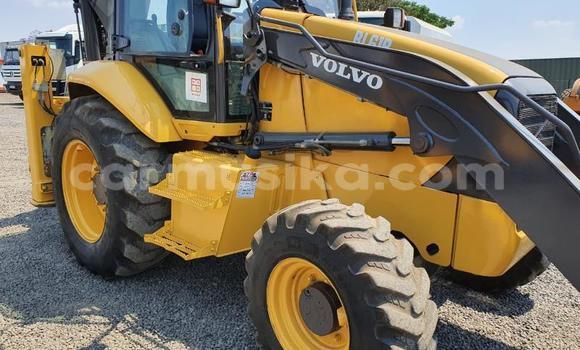 Acheter Occasion Utilitaire Volvo F4 Autre à Beitbridge, Matabeleland South Acheter Occasion Utilitaire Volvo F4 Autre à Beitbridge, Matabeleland South