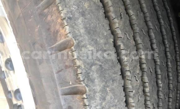 Acheter Occasion Utilitaire Scania R420 Blanc à Beitbridge, Matabeleland South Acheter Occasion Utilitaire Scania R420 Blanc à Beitbridge, Matabeleland South