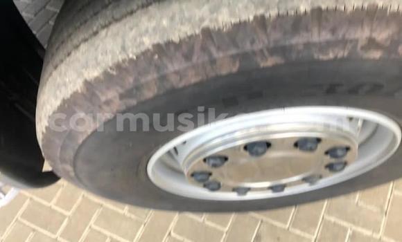 Acheter Occasion Utilitaire Scania R420 Blanc à Beitbridge, Matabeleland South Acheter Occasion Utilitaire Scania R420 Blanc à Beitbridge, Matabeleland South