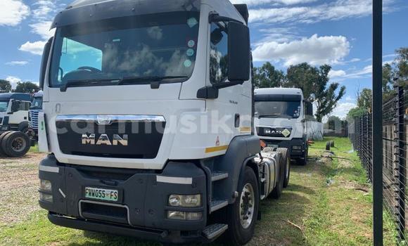 Buy Used Man Silent White Truck in Beitbridge in Matabeleland South