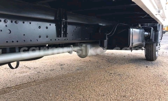 Buy Used Mitsubishi Canter White Truck in Beitbridge in Matabeleland South Buy Used Mitsubishi Canter White Truck in Beitbridge in Matabeleland South