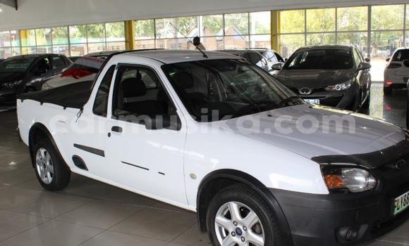 Nunua Ilio tumika Ford Pickup Nyeupe Gari ndani ya Beitbridge nchini Matabeleland Kusini