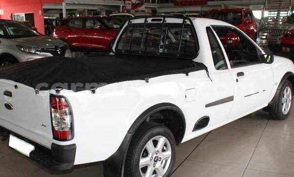 Acheter Occasion Voiture Ford Pickup Blanc à Beitbridge, Matabeleland South Acheter Occasion Voiture Ford Pickup Blanc à Beitbridge, Matabeleland South