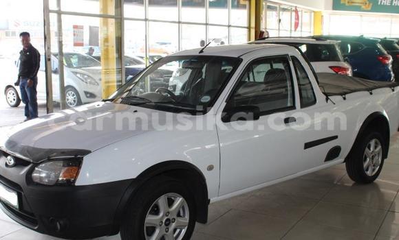 Acheter Occasion Voiture Ford Pickup Blanc à Beitbridge, Matabeleland South Acheter Occasion Voiture Ford Pickup Blanc à Beitbridge, Matabeleland South