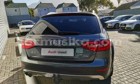 Acheter Occasion Voiture Audi A4 Autre à Beitbridge, Matabeleland South Acheter Occasion Voiture Audi A4 Autre à Beitbridge, Matabeleland South