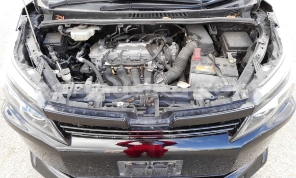 Acheter Occasion Voiture Toyota Voxy Noir à Beitbridge, Matabeleland South Acheter Occasion Voiture Toyota Voxy Noir à Beitbridge, Matabeleland South