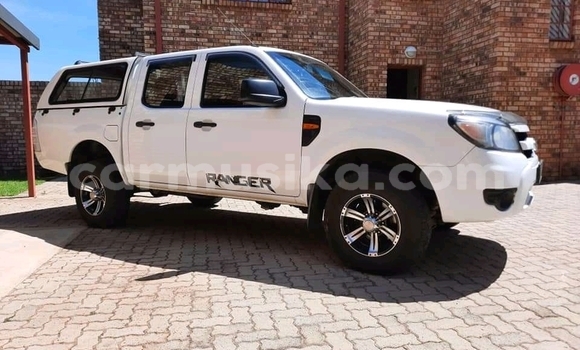 Tenga Tsaru Ford Ranger Chena Mota in Beitbridge in Matabeleland South