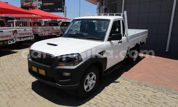 Nunua Ilio tumika Mahindra CL Nyeupe Gari ndani ya Beitbridge nchini Matabeleland Kusini