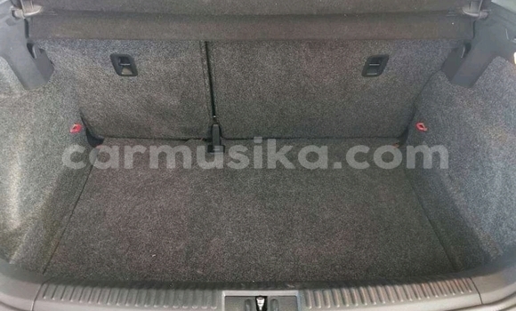 Tenga Tsaru Volkswagen Polo Tsvuku Mota in Beitbridge in Matabeleland South Tenga Tsaru Volkswagen Polo Tsvuku Mota in Beitbridge in Matabeleland South