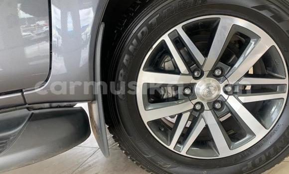 Acheter Occasion Voiture Toyota Hilux Beige à Beitbridge, Matabeleland South Acheter Occasion Voiture Toyota Hilux Beige à Beitbridge, Matabeleland South