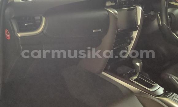 Tenga Tsaru Toyota Hilux Chena Mota in Beitbridge in Matabeleland South Tenga Tsaru Toyota Hilux Chena Mota in Beitbridge in Matabeleland South