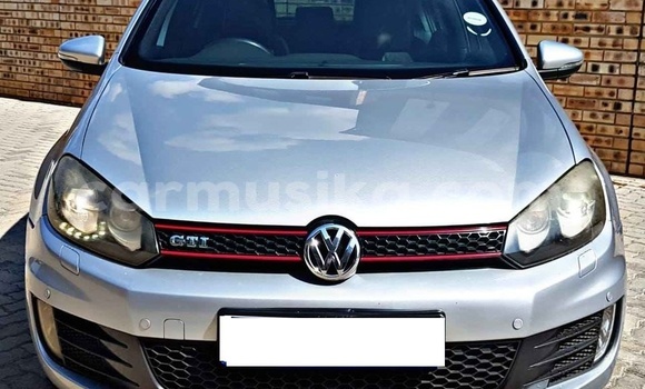 Buy Used Volkswagen Golf GTI White Car in Beitbridge in Matabeleland South