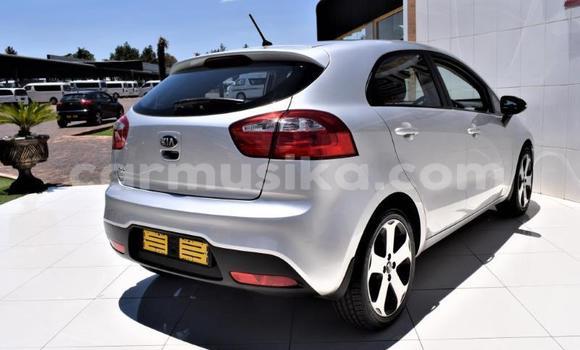 Acheter Occasion Voiture Kia Rio Gris à Beitbridge, Matabeleland South Acheter Occasion Voiture Kia Rio Gris à Beitbridge, Matabeleland South