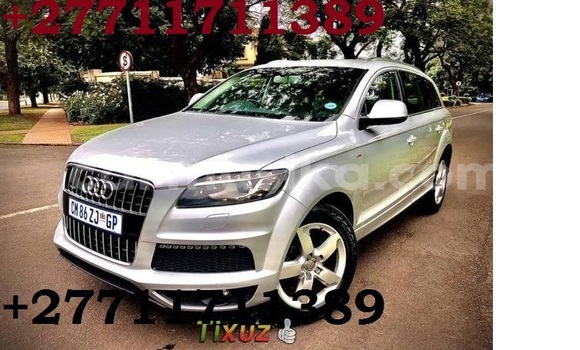 Acheter Occasion Voiture Audi Q7 Gris à Harare, Harare