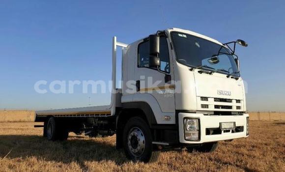 Tenga Tsaru Isuzu FTR 850 Chena Rori in Harare in Harare Tenga Tsaru Isuzu FTR 850 Chena Rori in Harare in Harare